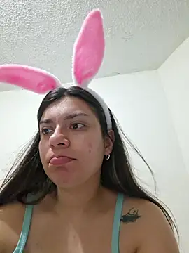 AmaiaSalvatore online show from April 2026 12:00:02 AM