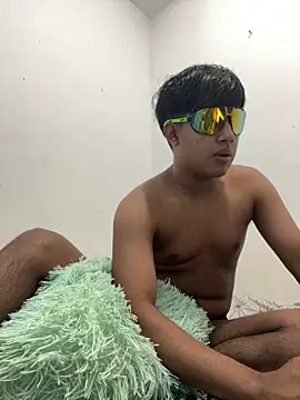 Snapshot of methme chatting on March 2026 03:50:01 PM methme online show from March 2026 03:50:01 PM