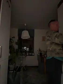 SwingWingWomanSweden online show from September 2025 08:52:02 PM