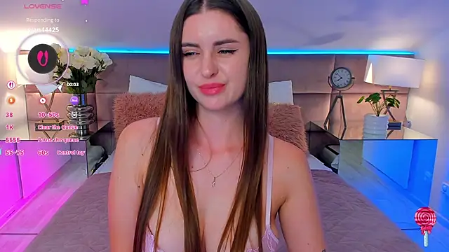 ElzaJons online show from July 2026 03:43:01 PM