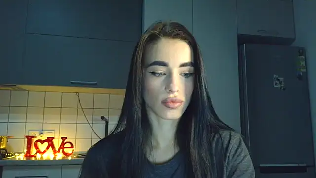 EvaMelnik online show from September 2025 04:18:01 PM