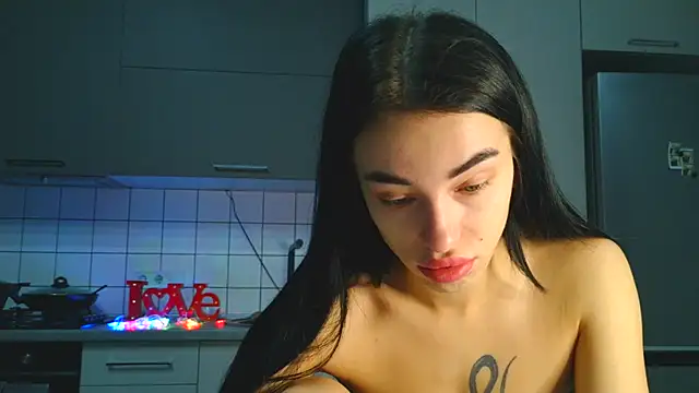 EvaMelnik online show from October 2025 03:25:01 PM