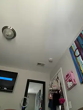 zanaaluvv online show from September 2025 12:49:02 PM