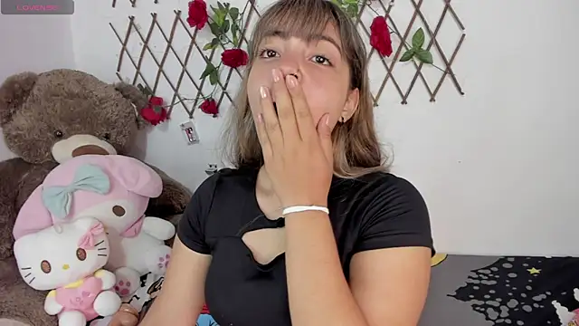 Snapshot of emma_grays2 chatting on October 2025 03:35:01 AM emma grays2 online show from October 2025 03:35:01 AM