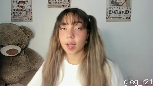 Snapshot of emma_grays2 chatting on April 2026 08:10:01 AM emma grays2 online show from April 2026 08:10:01 AM