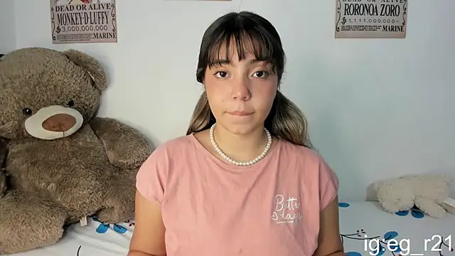 Snapshot of emma_grays2 chatting on April 2026 05:18:02 AM emma grays2 online show from April 2026 05:18:02 AM