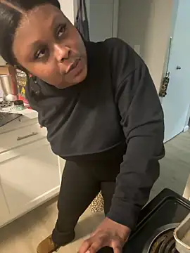 Snapshot of Juicystorm chatting on September 2025 11:32:02 PM Juicystorm online show from September 2025 11:32:02 PM