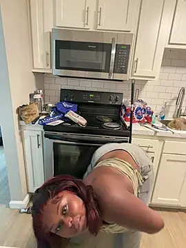 Juicystorm online show from July 2026 05:00:02 PM