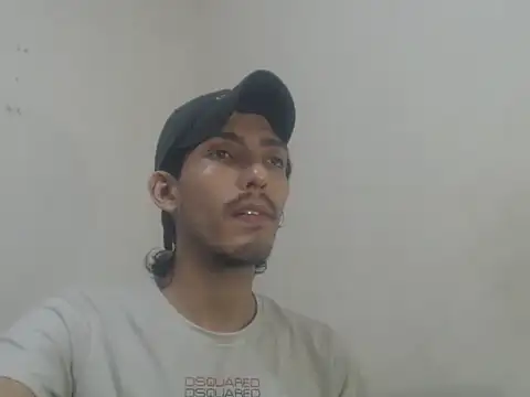 snackontime18 online show from May 2026 03:03:02 AM