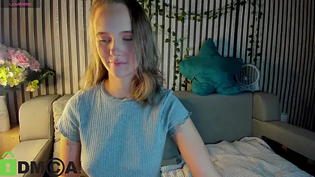 Snapshot of Casey_Sweeet chatting on December 2025 09:14:01 AM Casey Sweeet online show from December 2025 09:14:01 AM