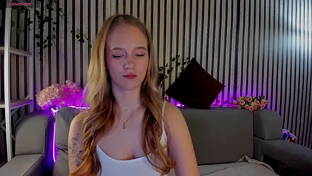 Casey Sweeet online show from May 2026 09:17:02 AM