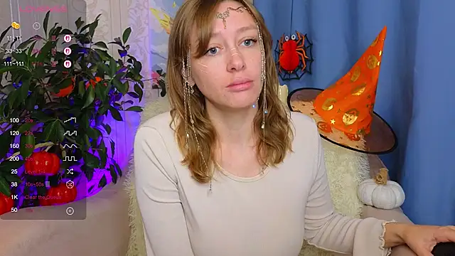 Snapshot of evashiny_ chatting on October 2025 03:12:02 AM evashiny online show from October 2025 03:12:02 AM