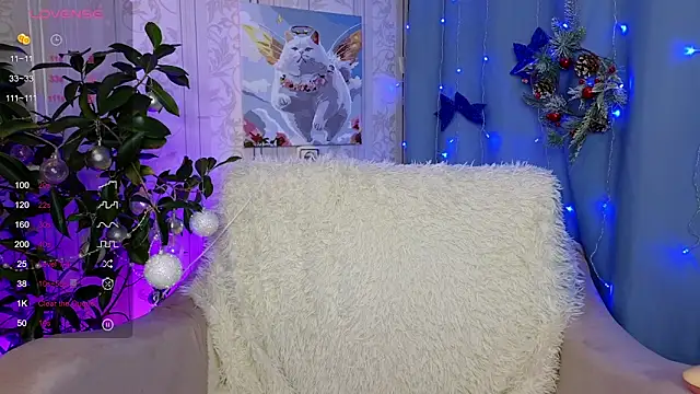 Snapshot of evashiny_ chatting on December 2025 03:03:02 AM evashiny online show from December 2025 03:03:02 AM