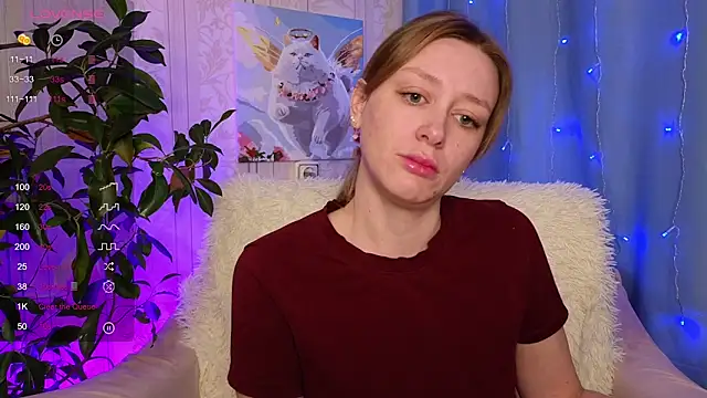 Snapshot of evashiny_ chatting on January 2026 04:04:02 AM evashiny online show from January 2026 04:04:02 AM