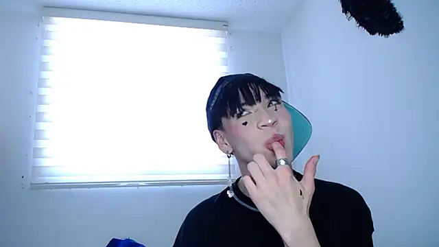 lucky stricke online show from October 2025 08:59:01 PM