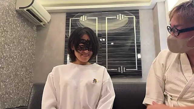 21yuri27 online show from October 2025 02:02:01 PM