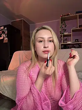KassandraTress online show from May 2026 06:04:01 PM