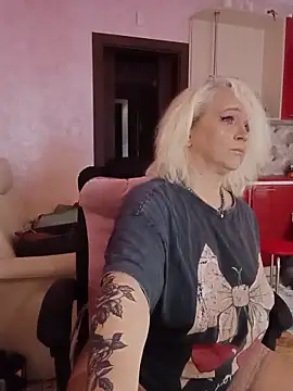 SquirtMilf00 online show from September 2025 02:03:02 AM