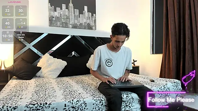 nextboywell1 online show from May 2026 03:03:02 AM