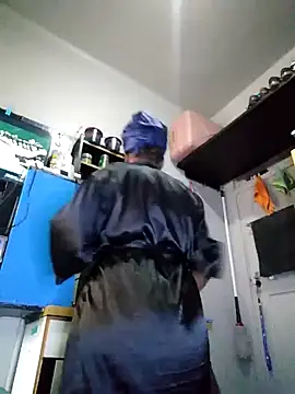 AcetousAbb online show from February 2026 04:39:01 AM