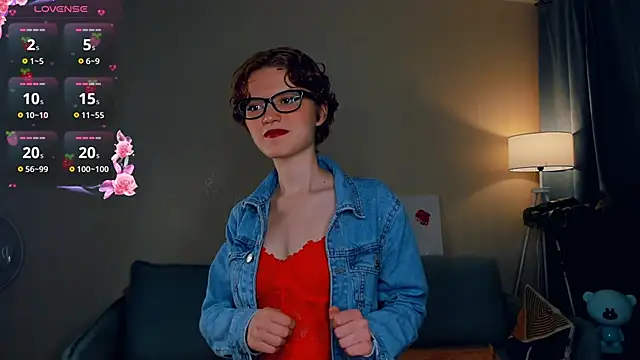 EdlinGathright online show from September 2025 05:07:02 AM