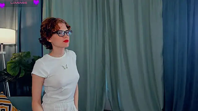 EdlinGathright online show from September 2025 04:35:01 AM