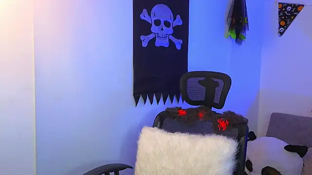 yulian vasquez online show from October 2025 12:28:02 PM