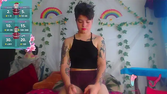 Snapshot of Mitsuha_gate chatting on December 2025 02:02:02 PM Mitsuha gate online show from December 2025 02:02:02 PM