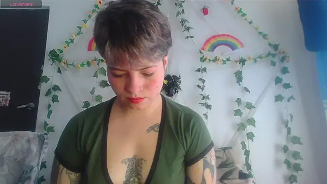 Snapshot of Mitsuha_gate chatting on January 2026 03:03:01 PM Mitsuha gate online show from January 2026 03:03:01 PM