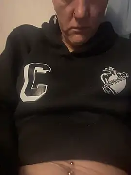 Snapshot of kmaddycakes1 chatting on February 2026 09:49:02 AM kmaddycakes1 online show from February 2026 09:49:02 AM