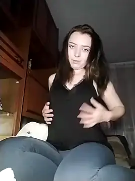 Viktoriia27 online show from April 2026 05:15:02 PM