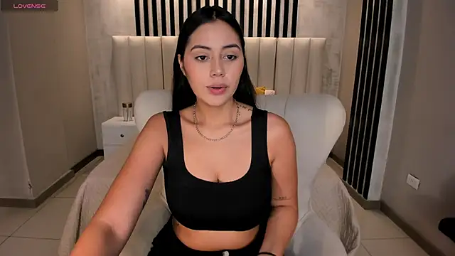 AmbarJames  online show from June 2026 11:57:01 AM