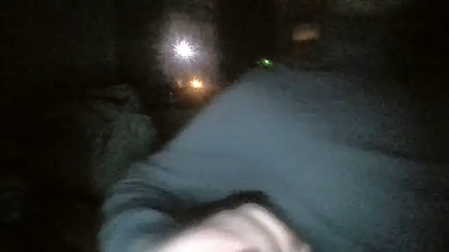 Snapshot of Tayatom8823 chatting on October 2025 09:09:02 PM Tayatom8823 online show from October 2025 09:09:02 PM