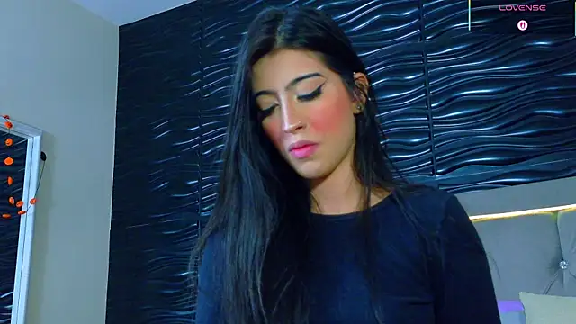 Ambar Bull online show from November 2025 12:25:01 PM