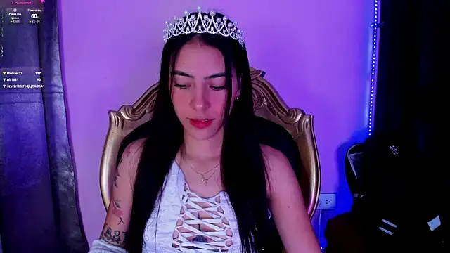 Snapshot of ValkaGrecco chatting on October 2025 02:45:01 AM ValkaGrecco online show from October 2025 02:45:01 AM