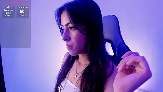 Snapshot of ValkaGrecco chatting on November 2025 03:04:01 AM ValkaGrecco online show from November 2025 03:04:01 AM