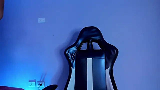 Snapshot of ValkaGrecco chatting on January 2026 02:57:02 AM ValkaGrecco online show from January 2026 02:57:02 AM