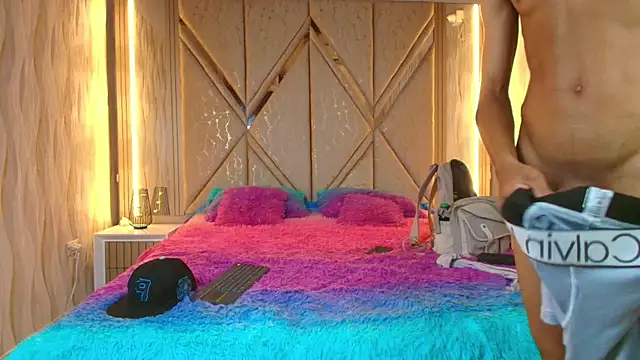 Hotcouple 222 online show from October 2025 07:19:01 AM