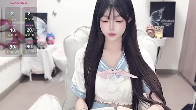 -EEBABY online show from November 2025 01:35:02 PM