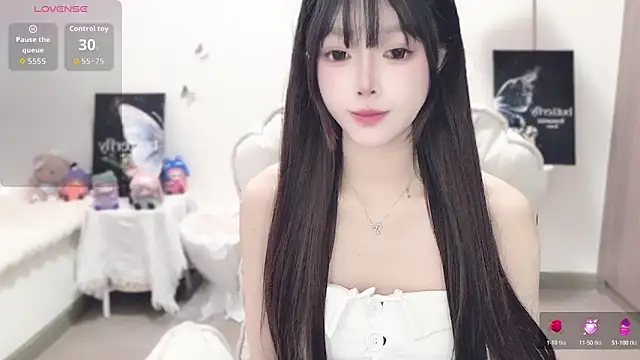 -EEBABY online show from November 2025 02:43:02 AM