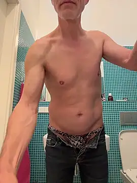 Snapshot of SexyLeon8 chatting on May 2026 08:14:01 PM SexyLeon8 online show from May 2026 08:14:01 PM