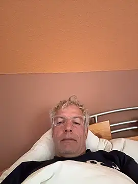 Snapshot of SexyLeon8 chatting on June 2026 05:53:02 AM SexyLeon8 online show from June 2026 05:53:02 AM