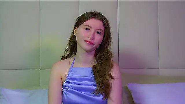 KeiraAsti online show from October 2025 06:04:01 PM