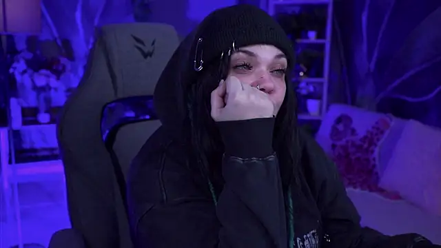 Snapshot of MaryHarrys chatting on January 2026 11:29:01 PM MaryHarrys online show from January 2026 11:29:01 PM