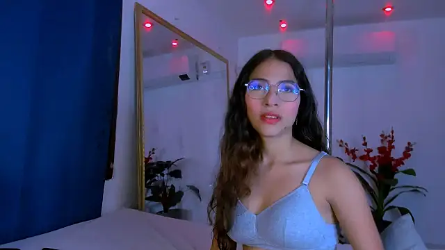 Akira Hime online show from December 2025 04:39:02 AM