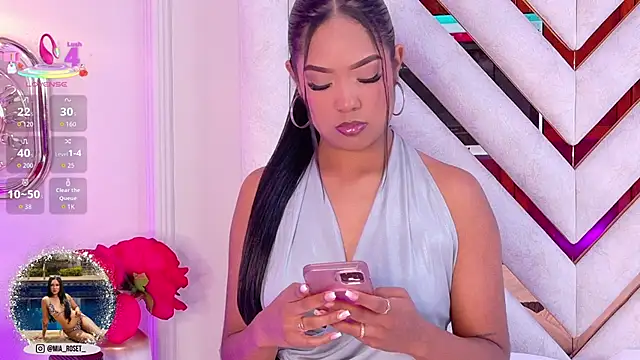 Snapshot of Mia_Roset chatting on October 2025 01:40:02 PM Mia Roset online show from October 2025 01:40:02 PM