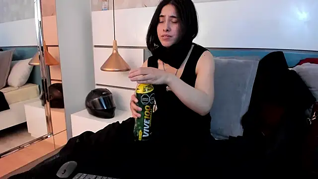 Ashkoreh online show from June 2026 09:01:02 PM