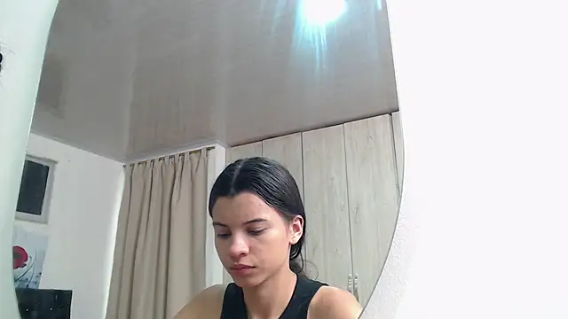pinky f00x online show from May 2026 07:29:01 PM