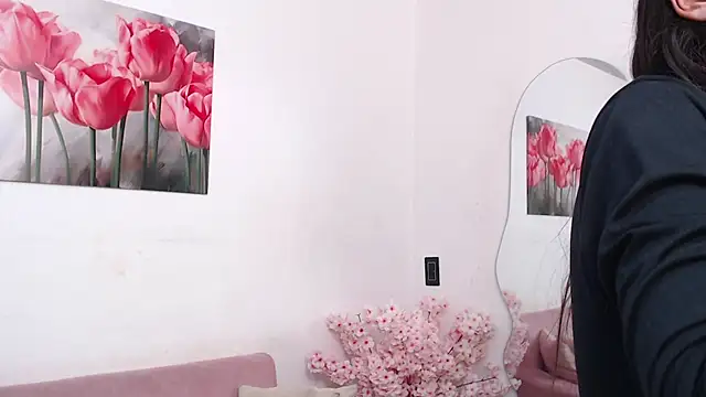 pinky f00x online show from May 2026 07:19:01 PM
