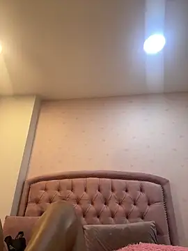 Snapshot of Bella__Wood chatting on March 2026 08:45:02 PM Bella Wood online show from March 2026 08:45:02 PM